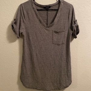 Impulsive striped top